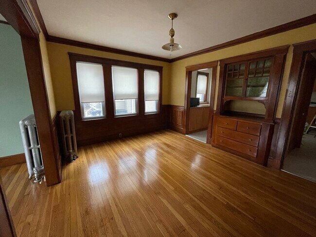 Building Photo - 217 Faneuil St