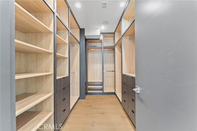 Building Photo - 6430 Drexel Ave