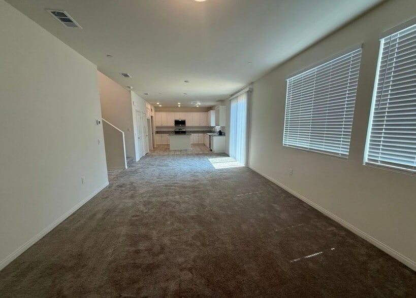 Building Photo - 13329 Racimo Ct