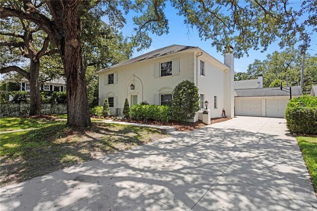 Building Photo - 4704 W Brookwood Dr