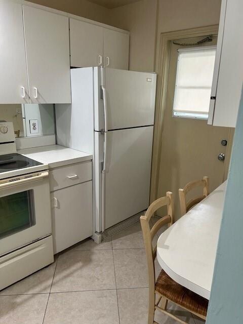 Building Photo - 2731 NE 14th Street Causeway