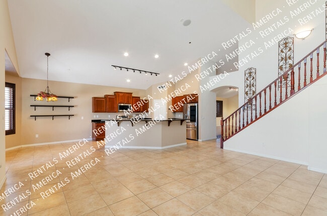 Building Photo - 15549 S Via Puente Azul