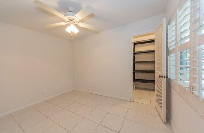 Building Photo - 2075 37th Ave