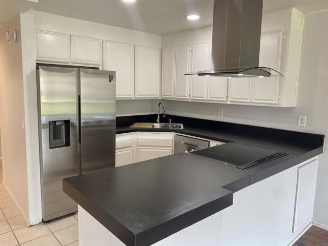 Building Photo - 2507 Navarra Dr