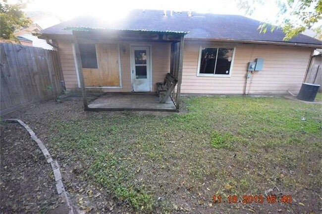 Building Photo - 1418 Hunters Park Dr