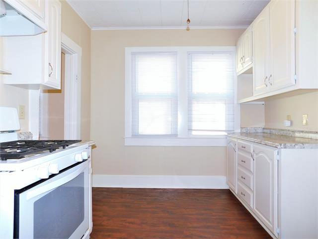 Building Photo - 808 N Elm St