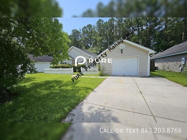 Primary Photo - 227 Moon Dance Ln