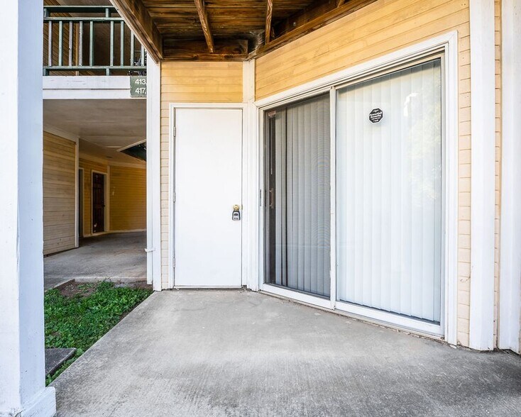 Building Photo - 414 Ridge Creek Dr