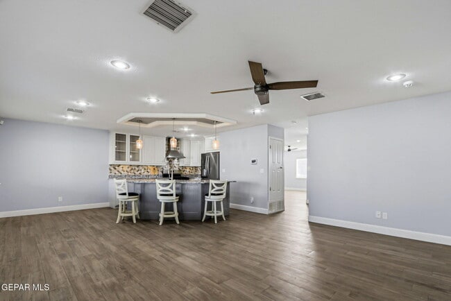 Building Photo - 5101 Dearborne Dr