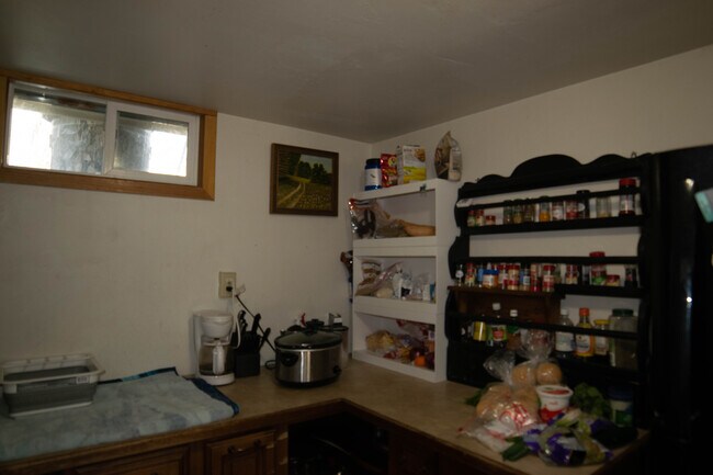 Building Photo - 414 S 12th Ave