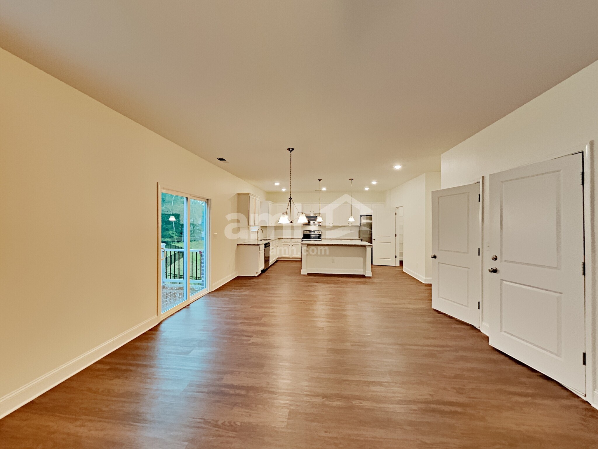 Building Photo - 1920 Brook Enclave Trail