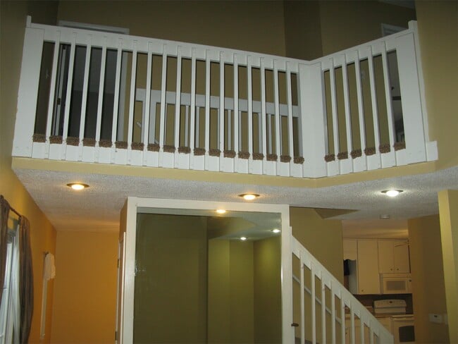 Building Photo - 2918 Eisenhower Ave