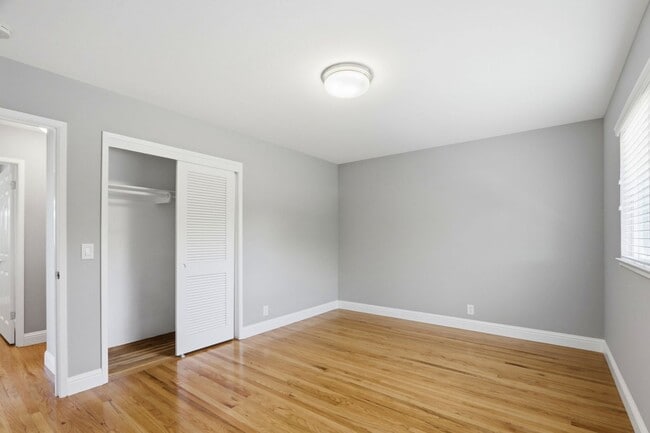 Building Photo - Wow! What a Great Home! Available Now!