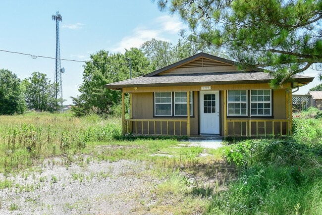 Building Photo - 195 FM 1564