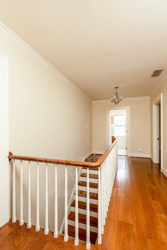 Building Photo - 149 Westgate Dr