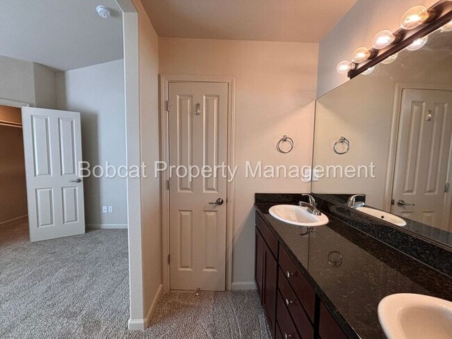 Building Photo - 825 Cassidy Ct