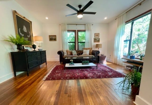 Building Photo - 3006 Govalle Ave