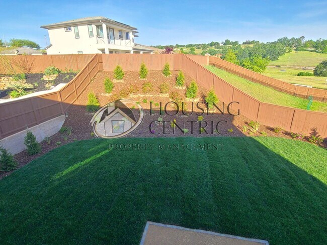 Building Photo - 8067 Grant Dr