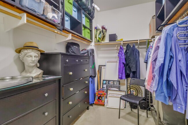 Building Photo - 3637 Alander Ct