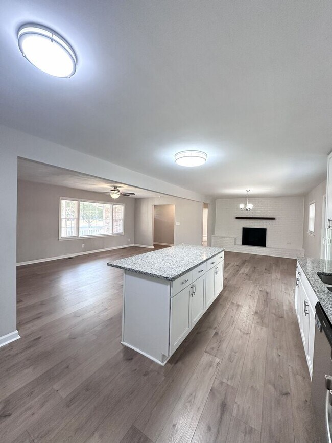 Building Photo - Waterfront Living in Chesapeake – Serene Views & Prime Location