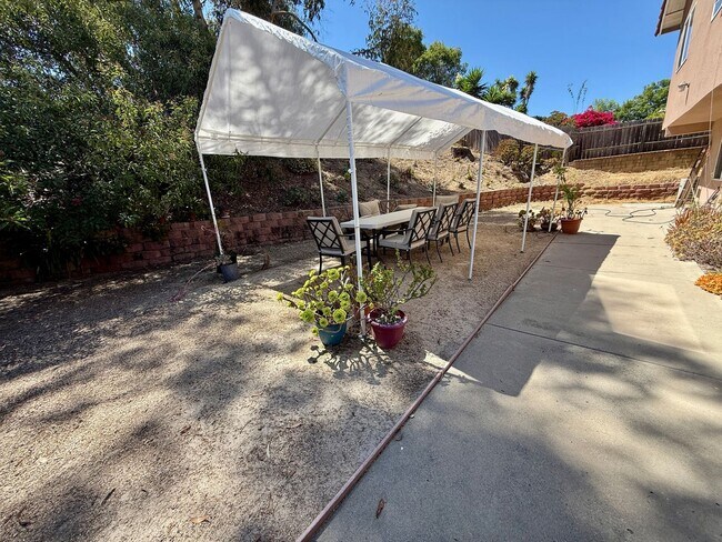Building Photo - Rancho Penasquitos 6 Bedroom Home For Lease