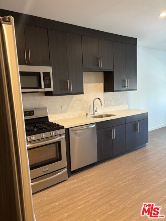 Building Photo - 11405 Chandler Blvd