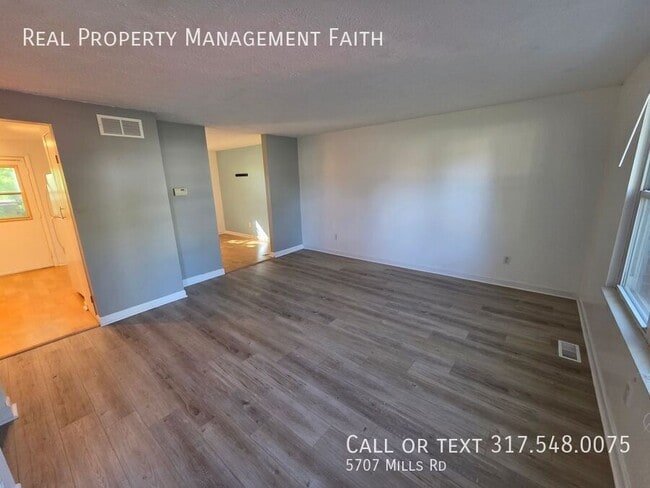 Building Photo - 5707 W Mills Rd