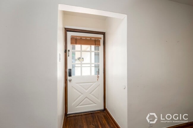 Building Photo - 1309 E 400 S