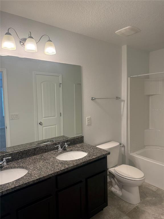 Building Photo - 16067 Pebble Blf Lp