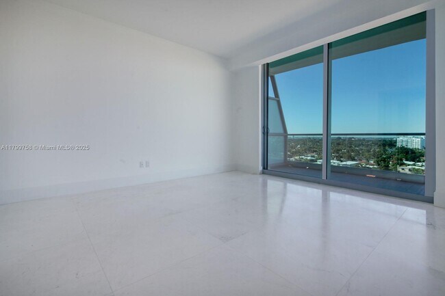 Building Photo - 9349 Collins Ave
