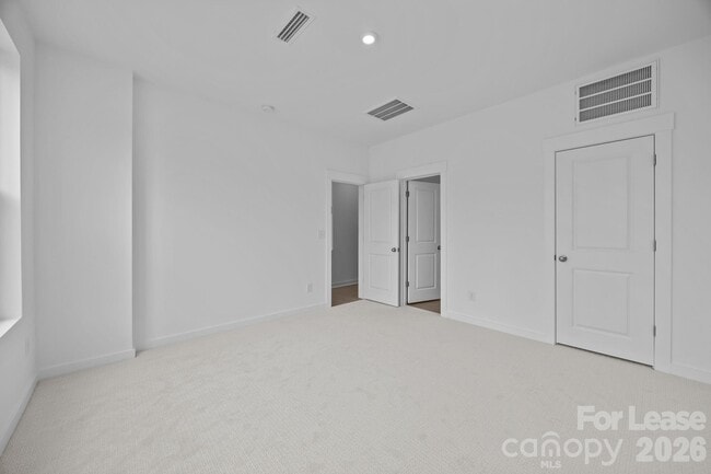 Building Photo - 4332 Honeywalk Ln