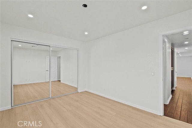 Building Photo - 1138 Lakeview Dr