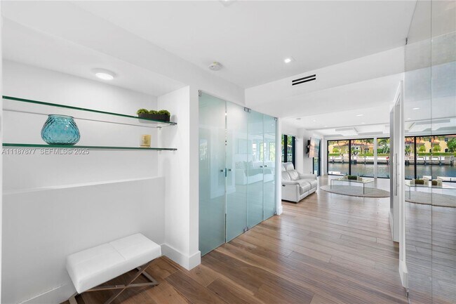 Building Photo - 1025 Diplomat Pkwy