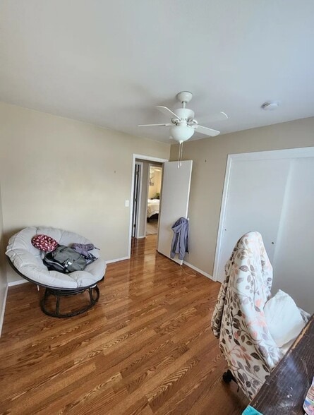 Building Photo - 875 Aspen Pl