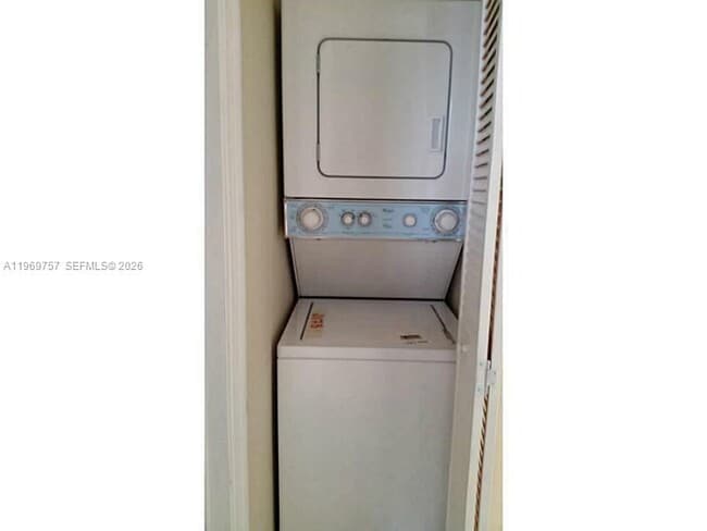 Building Photo - 2418 Liberty St