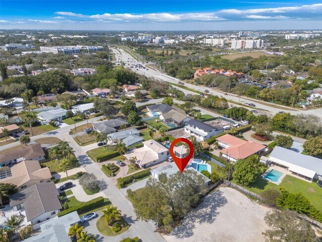 Building Photo - 465 NW 11th St