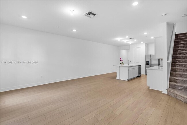 Building Photo - 8353 NW 7th Pl