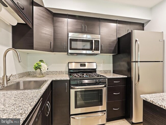 Building Photo - 107 Delamere Dr