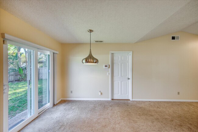 Building Photo - 61 Lake Shore Dr