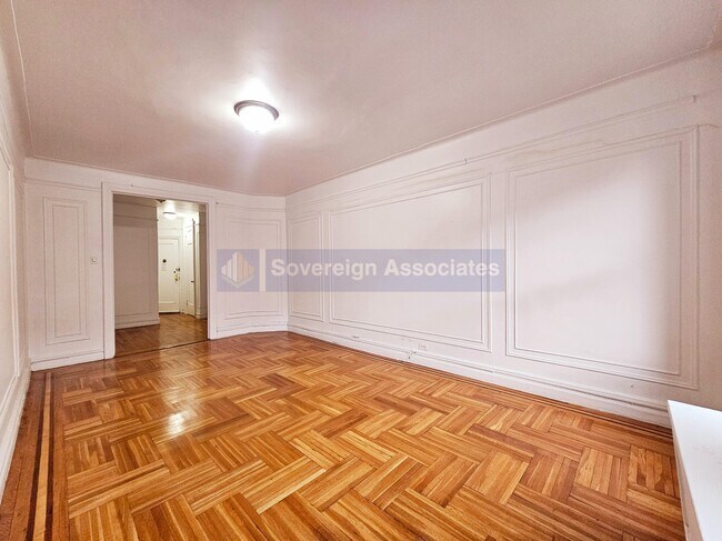 Building Photo - 134 Haven Avenue