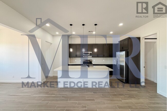 Building Photo - 3Bed/2Bath Home in North Scottsdale! Ready...