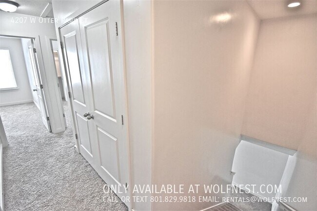 Building Photo - 4207 Otter Park Ct
