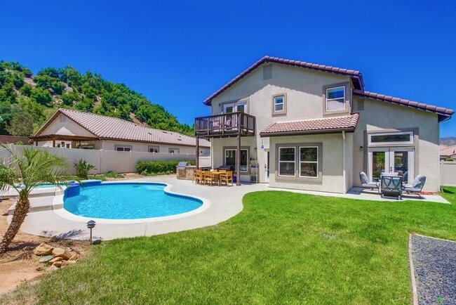 Building Photo - 3207 Meadow Side Pl