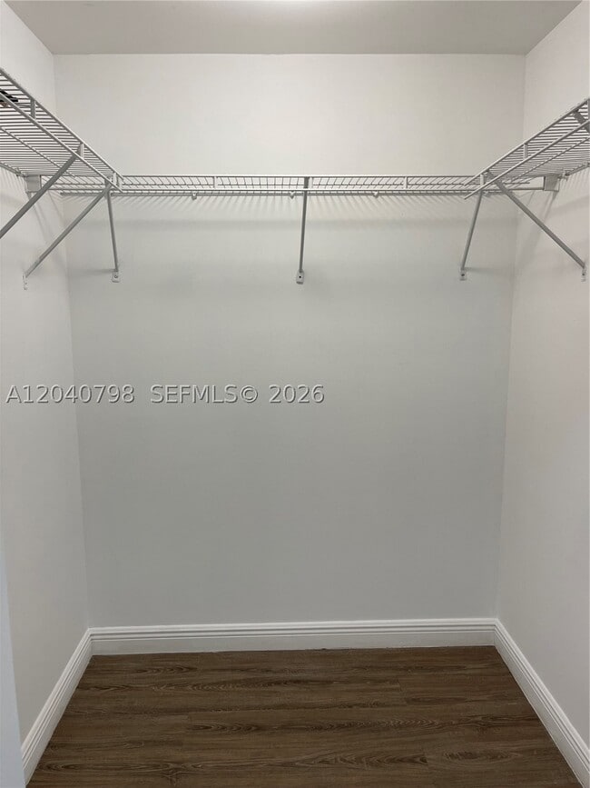 Building Photo - 1745 E Hallandale Beach Blvd