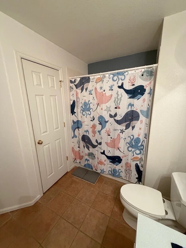 Building Photo - 9804 Grove St