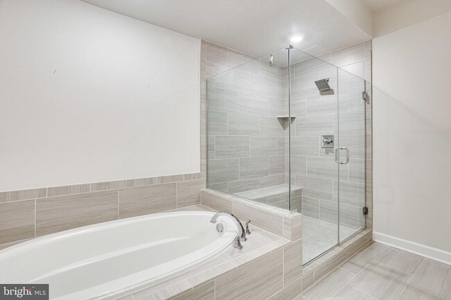 Building Photo - 43469 Grandmoore St