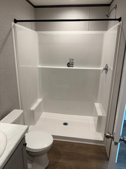 Building Photo - 6475 Colony Park Dr