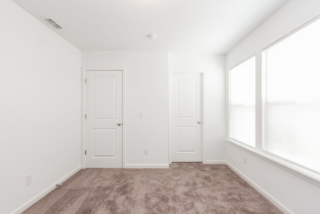 Building Photo - 1364 Delacorte Cir