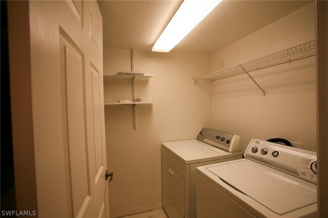 Building Photo - 4635 St Croix Ln