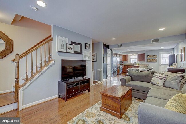 Building Photo - 2684 Tilton St